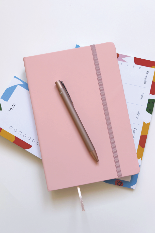 POKLON PAKET PLANNER ADDICT NOTES BABY PINK